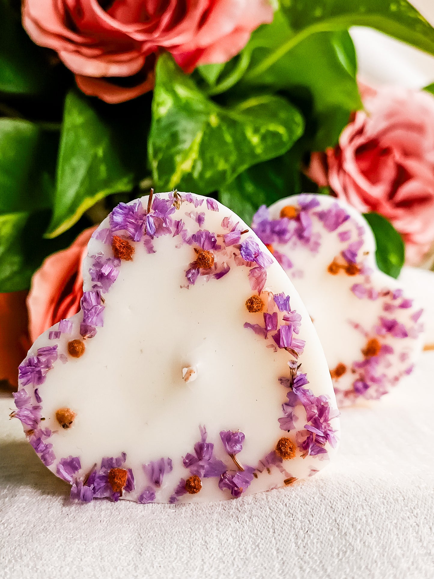 SHINE - Heart-shaped scented candle