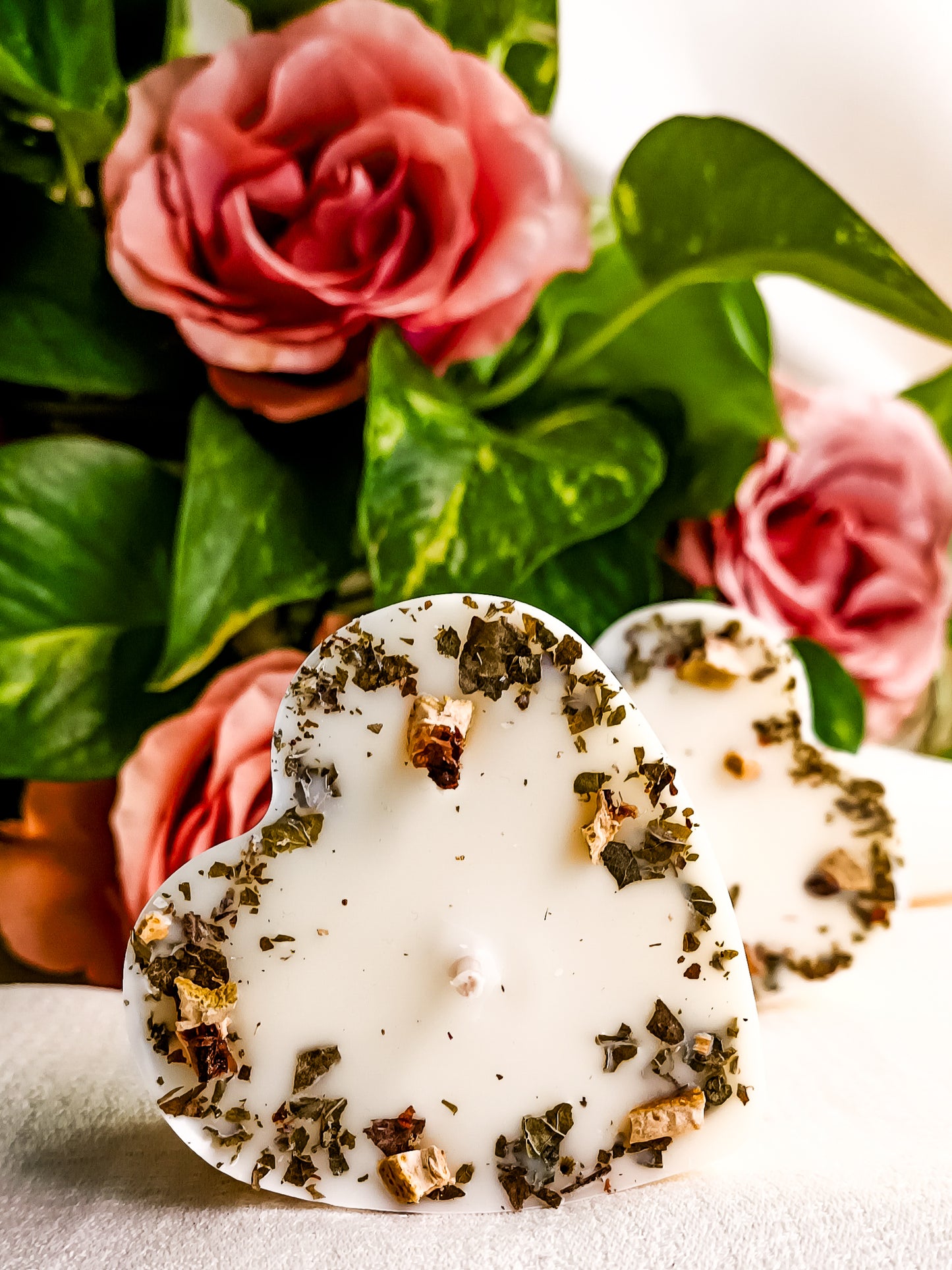 DREAM - Heart-shaped scented candle