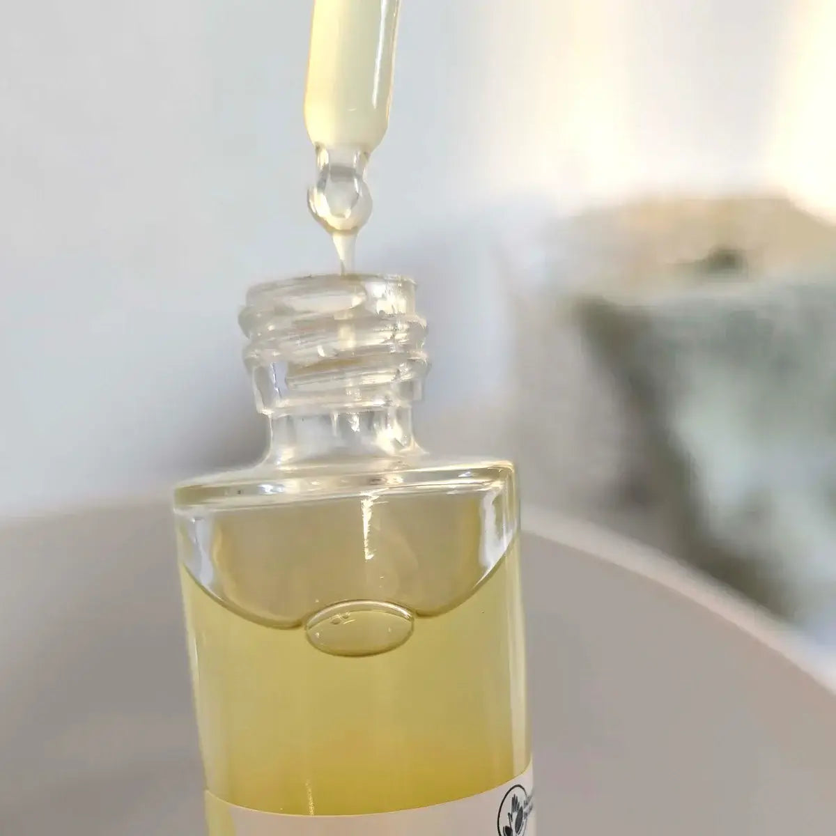 Sérum Vitamine C et Molène - Action Illuminatrice - JAUNE