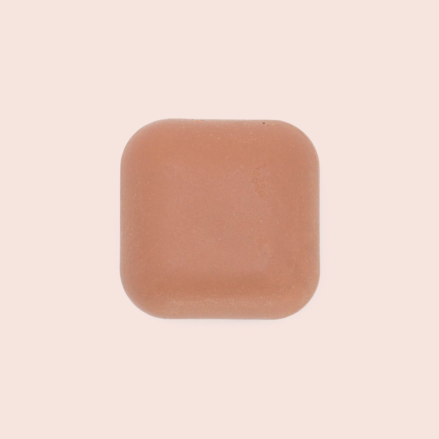 Regenerating and elasticizing mask with red clay and fermented argan oil