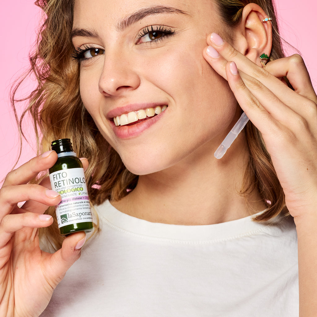 Phytoretinol - Concentrated organic facial serum. Regenerating and lifting. Pure active ingredient. 