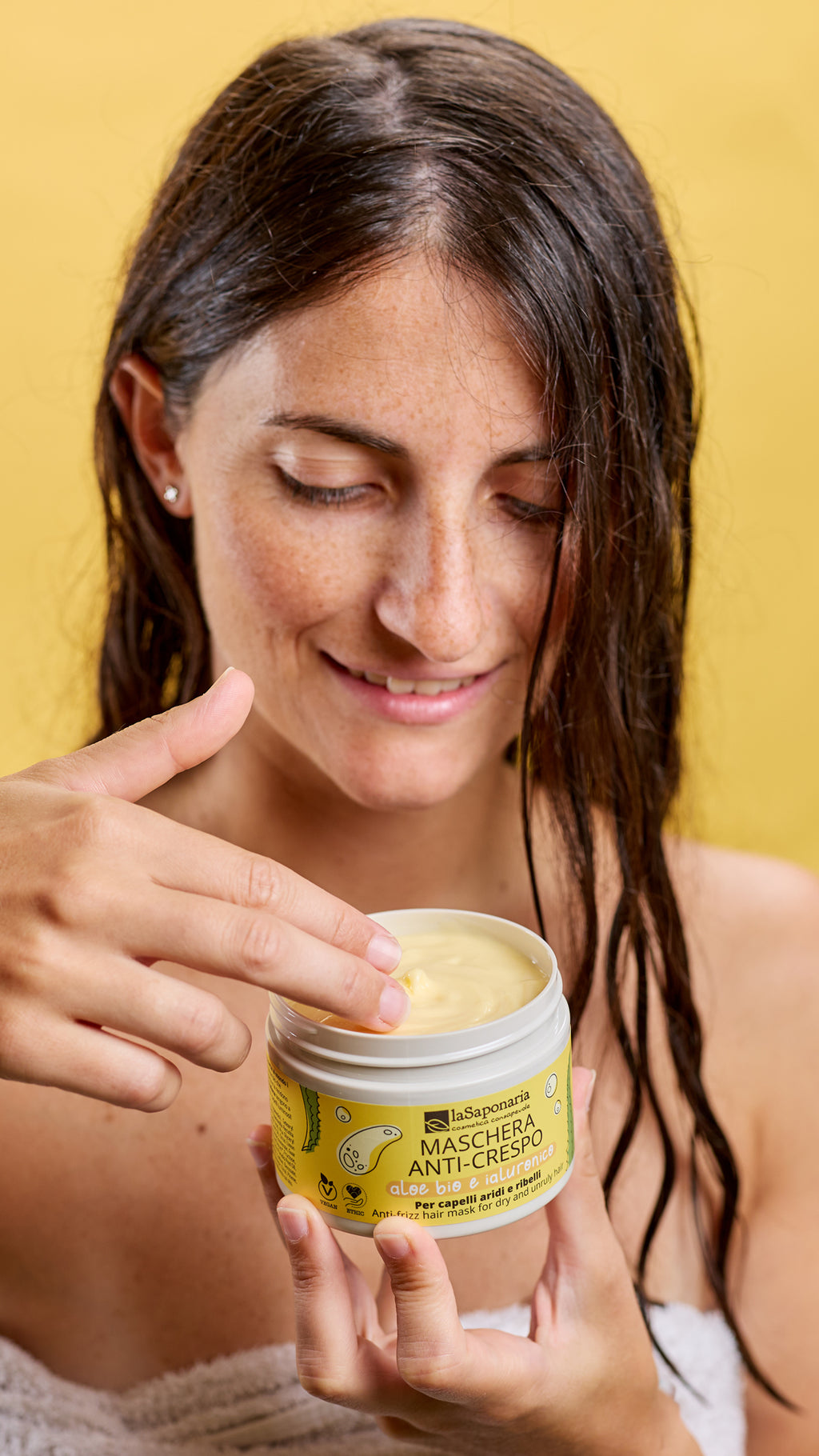 Maschera capelli anti-crespo